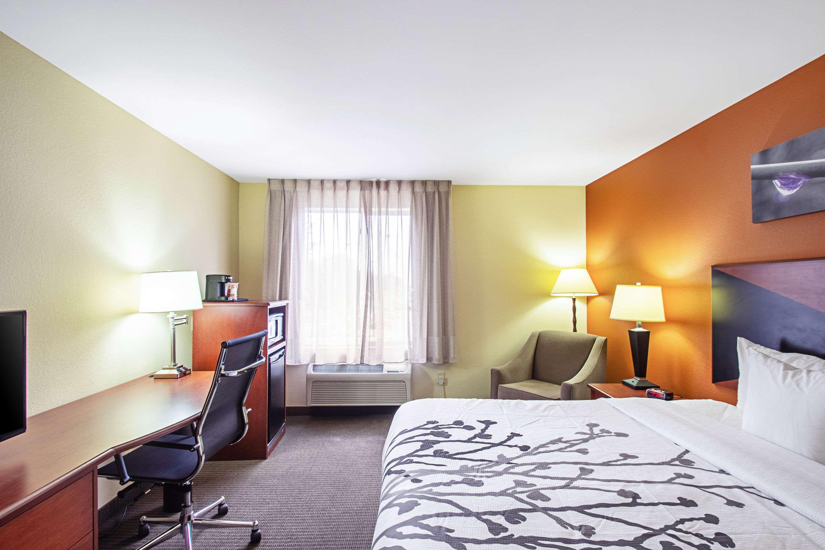 Sleep Inn & Suites Madison - Monona Eksteriør billede